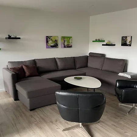 Allyson - 450m From The Sea By Interhome Apartmán